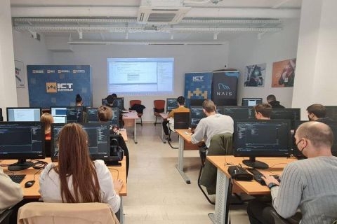 JUNIOR Dev škola programiranja u Dalmaciji: Besplatno naučite ReactJS