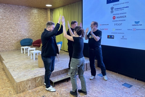 Špek Overflow zbacio Routne profitere s vrha